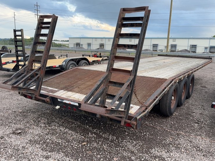 #3058-•-25'-bumper-pull-flatbed-trailer-image-4