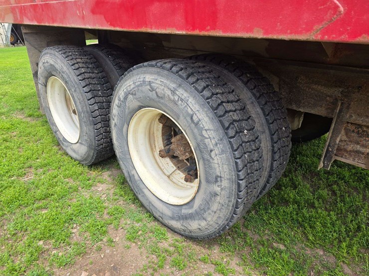 1974-chevrolet-c65-image-18