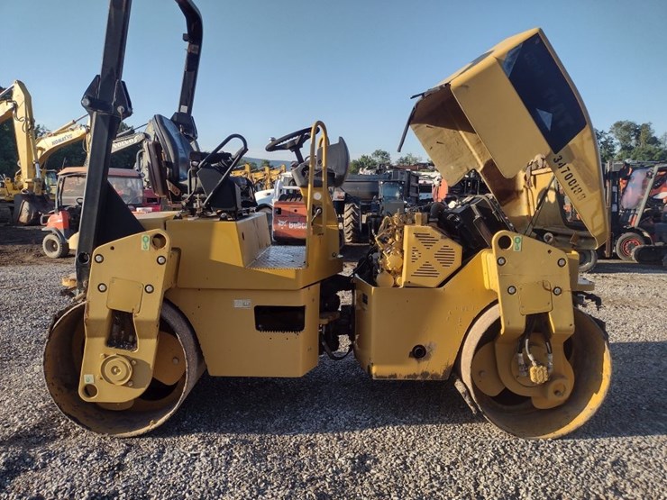 caterpillar-cb34xw-image-20