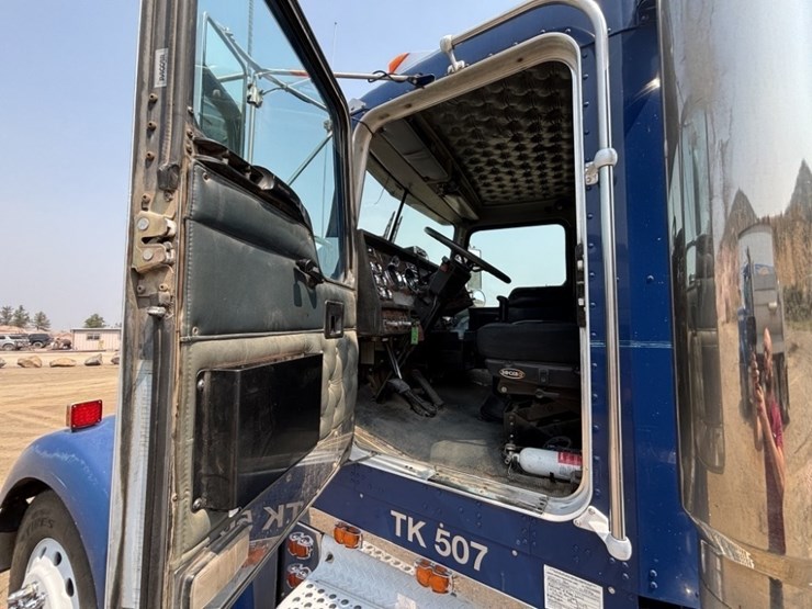 kenworth-t/a-truck-tractor-image-23