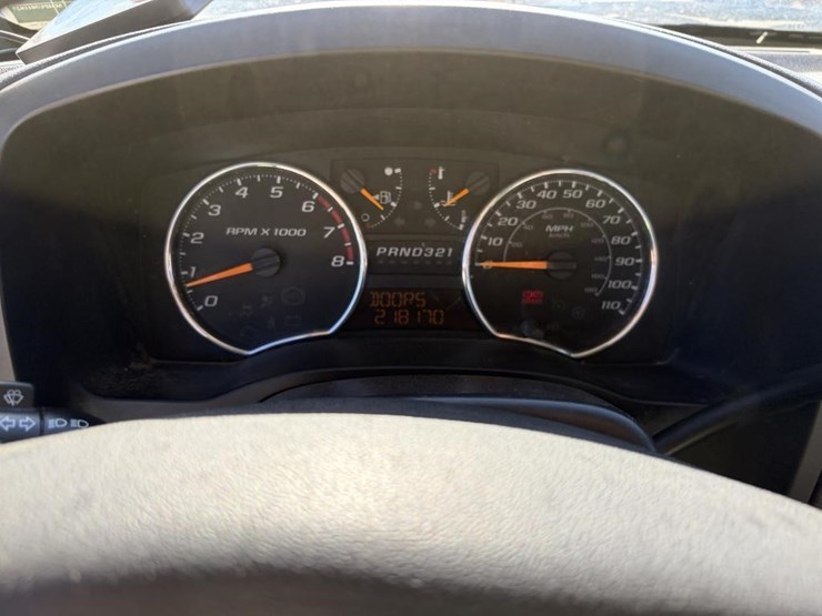 2011-chevrolet-colorado-image-14