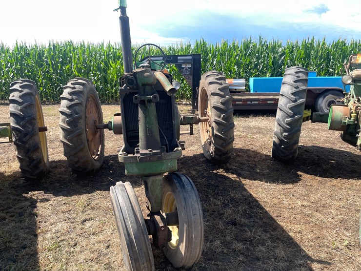 john-deere-50-image-2