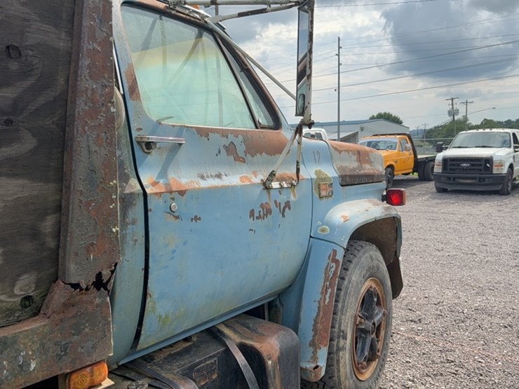 #3021-•-1980-gmc-dump-truck-image-6