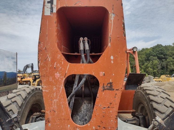 jlg-g10-55a-image-22