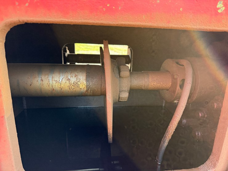 ideco-214-duplex-mud-pump-p/b-caterpillar-d353e-engine,-skidded-image-12