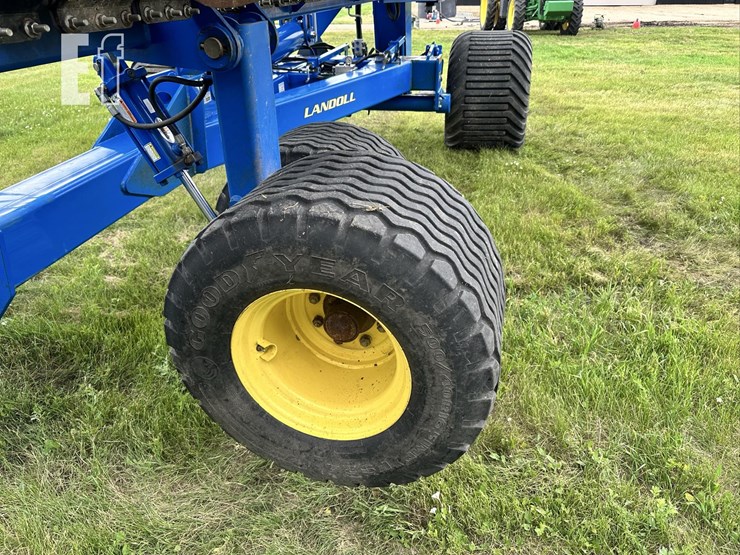 2018-landoll-7833-40-image-18