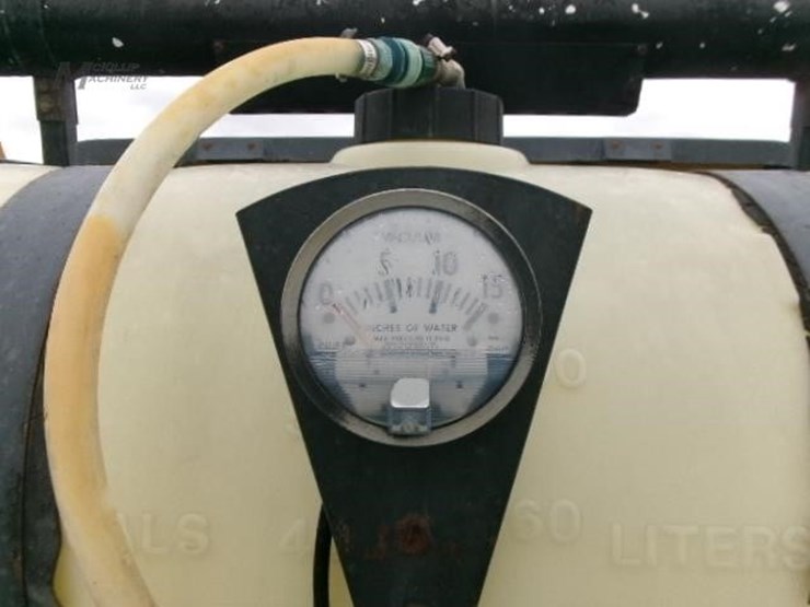1989-john-deere-7240-image-27