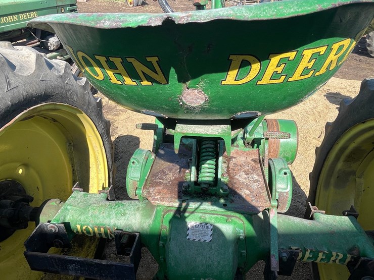 john-deere-b-image-27
