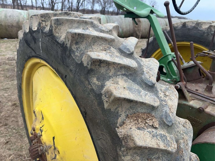 john-deere-model-a-image-35
