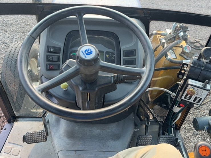 new-holland-tn55d-image-18