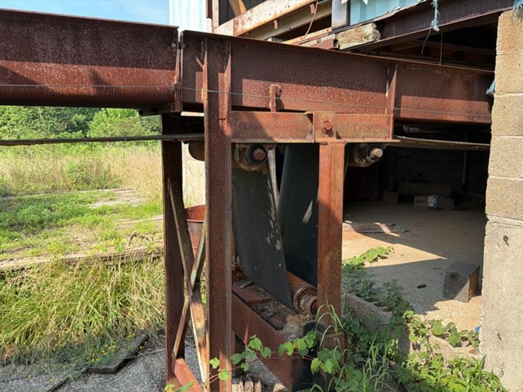 #130-•-170'-belt-conveyor-image-9