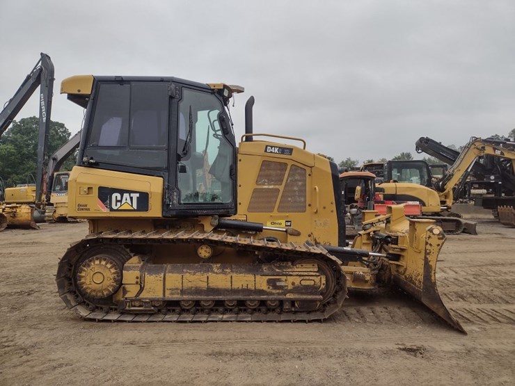 caterpillar-d4k2-xl-image-3