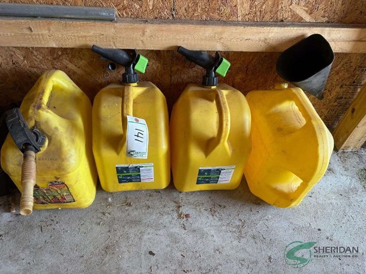 diesel-fuel-cans-image-1