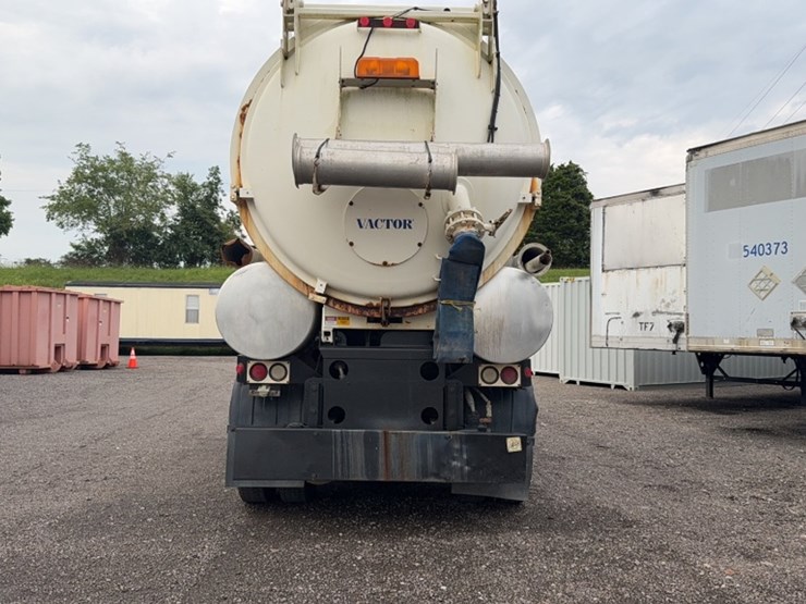 1997-vactor-2115-image-11