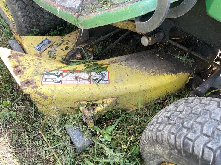 john-deere-318-image-9