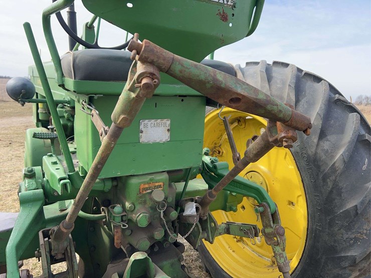 john-deere-50-image-39
