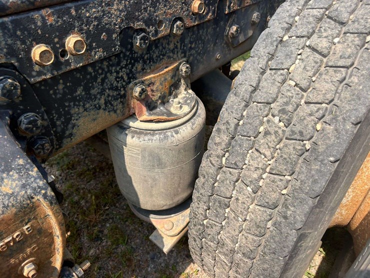 1994-cummins-m11-image-12