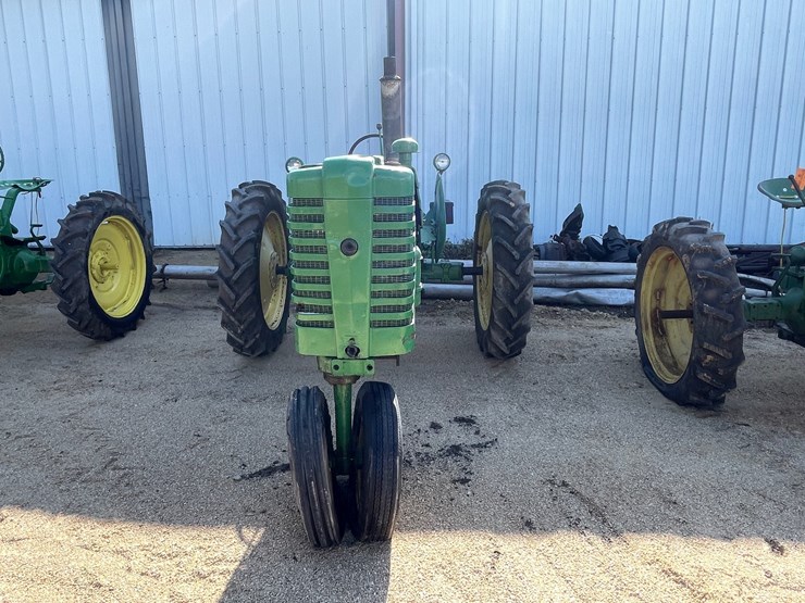 john-deere-mt-image-2
