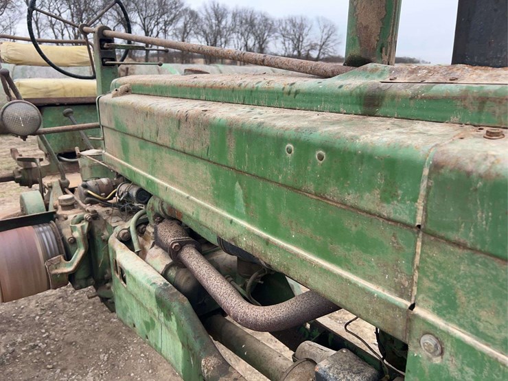 john-deere-model-b-image-12