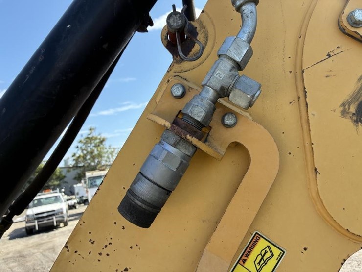 2008-caterpillar-430e-image-16