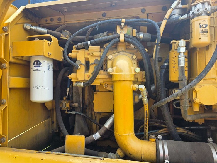 2002-caterpillar-345b-image-23