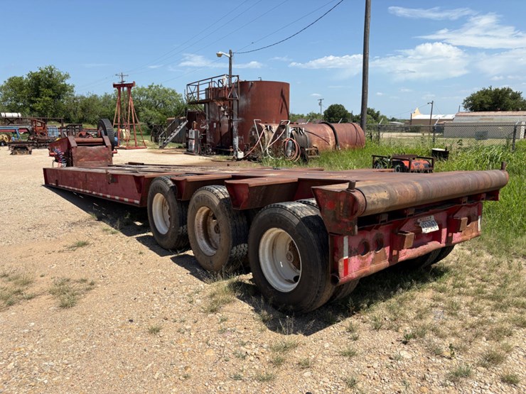 1981-aztec-45'-x-96"-image-5