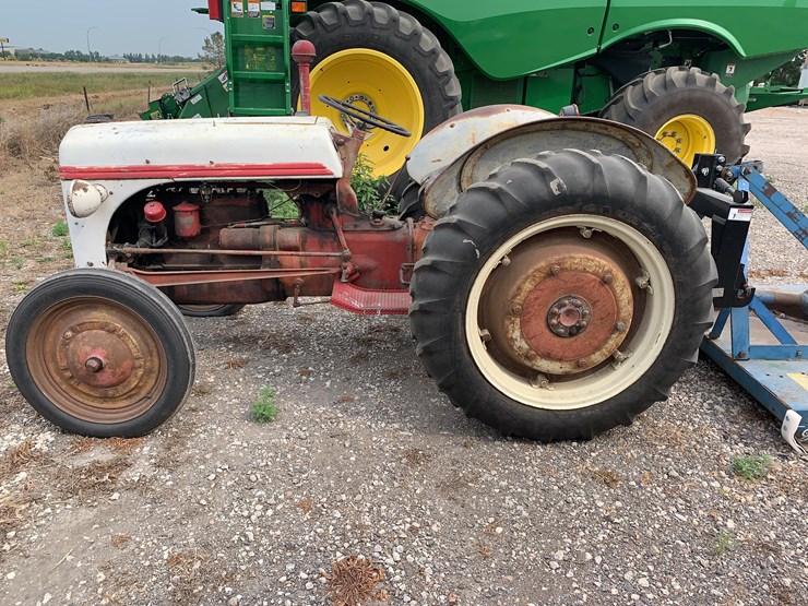 ford-tractor-image-18