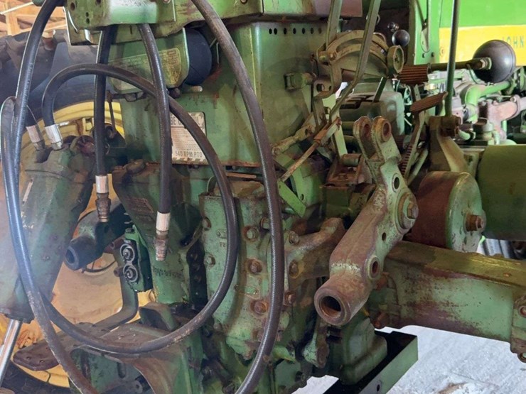 john-deere-530-image-41