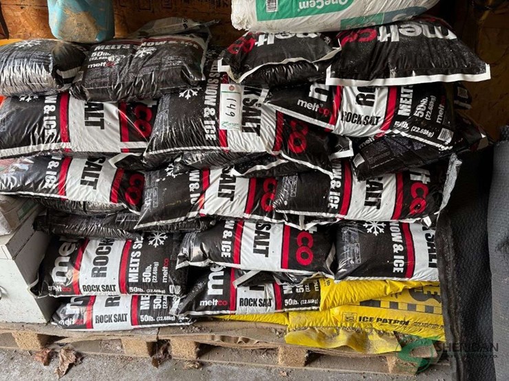 partial-pallet-of-rock-salt-image-1