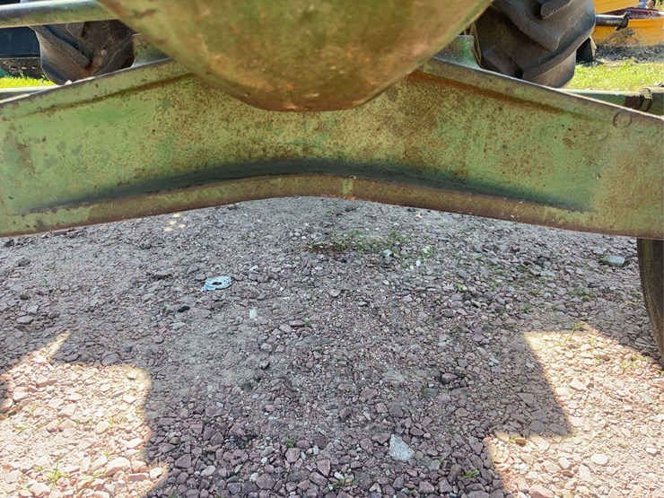 john-deere-70-image-33