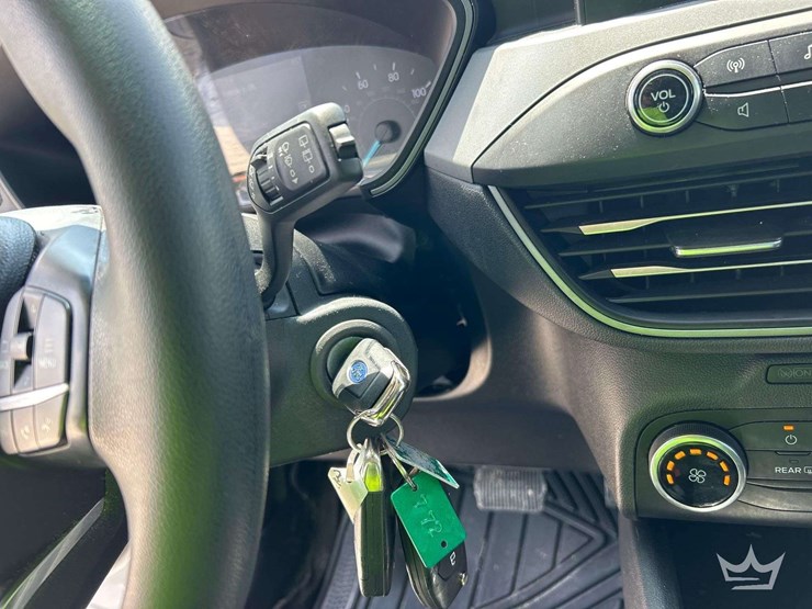 2020-ford-escape-image-14
