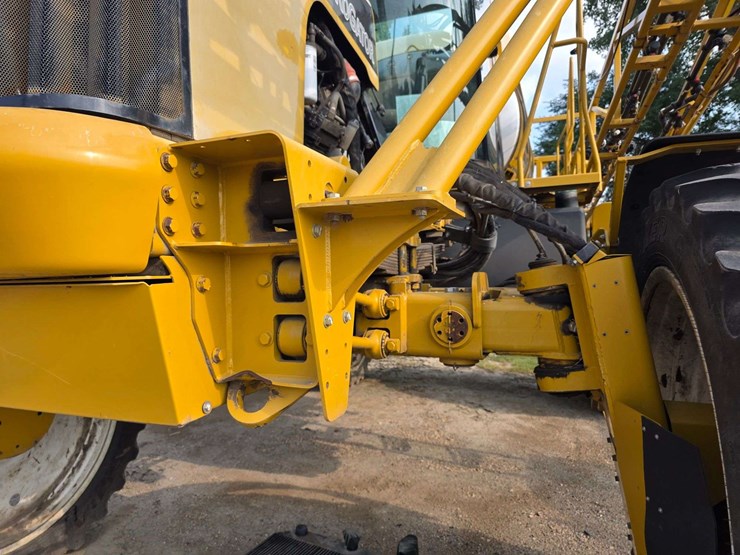 rogator-1074-self-propelled-sprayer,-100'-booms,-currently-winterized,-320/90r50-tires,-rears-with-d-image-76