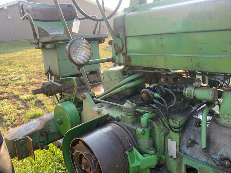 john-deere-50-image-36