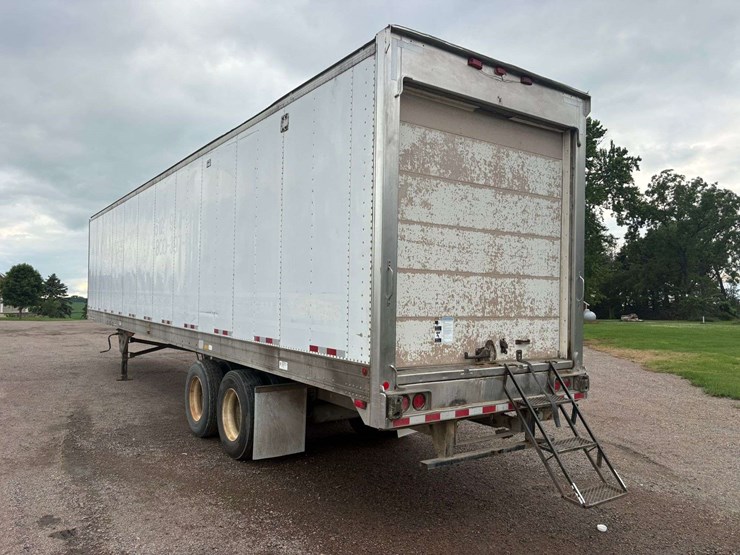 1991-utility-45'-image-7