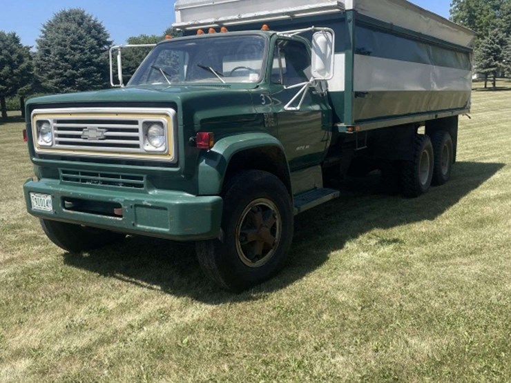 1974-chevrolet-c65-image-1