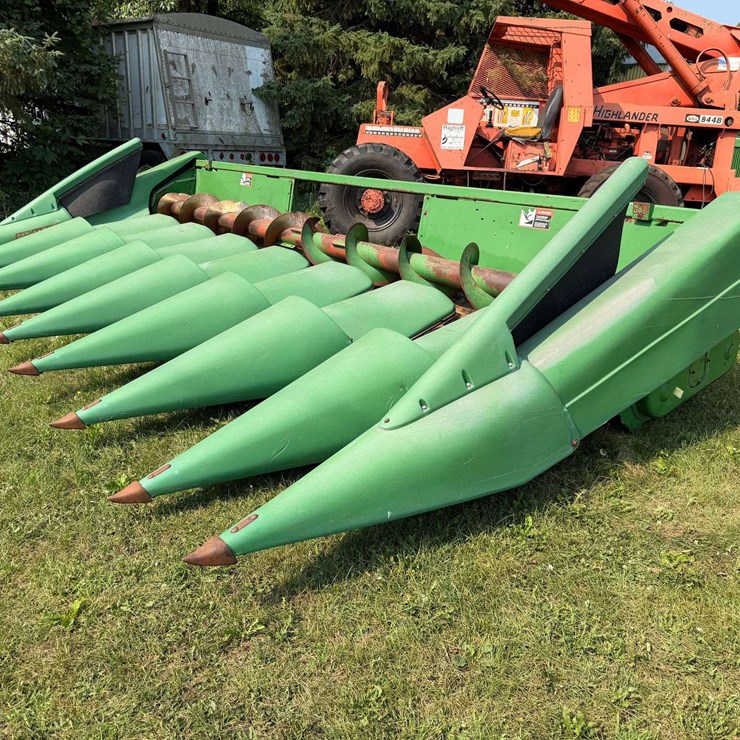 JOHN DEERE 893