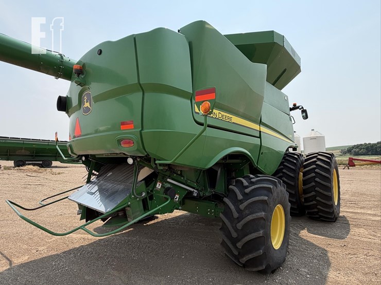 2020-john-deere-s780-image-5
