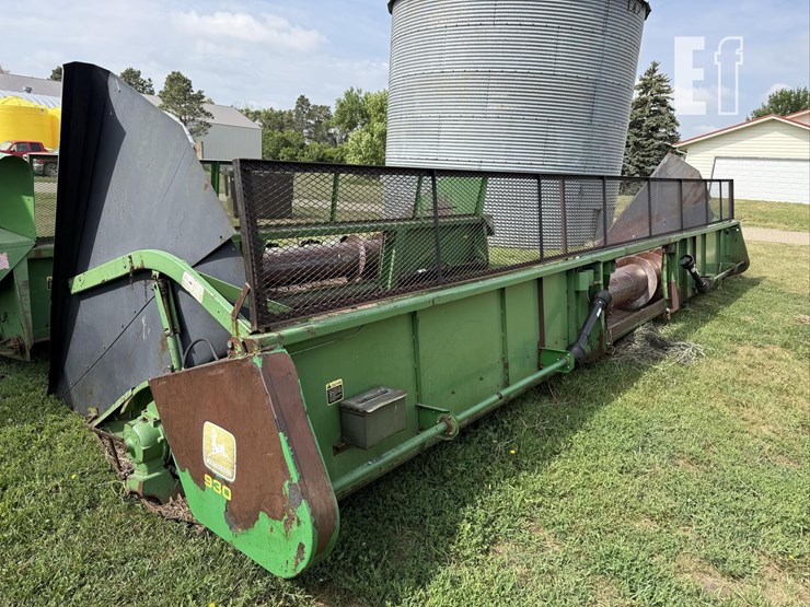 1985-john-deere-230r-image-14