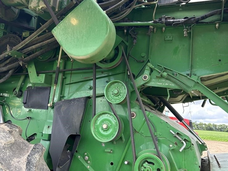 2007-john-deere-9760-sts-image-17