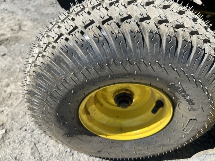 2001-john-deere-lt133-image-26