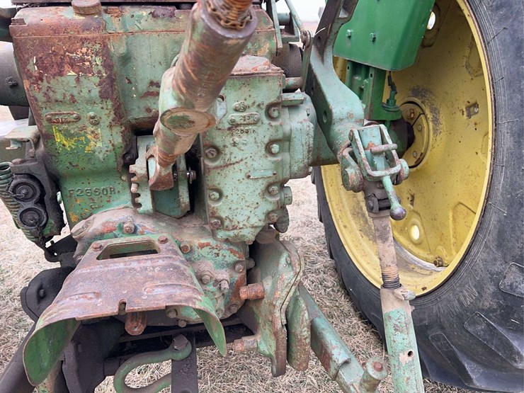 john-deere-720-image-43
