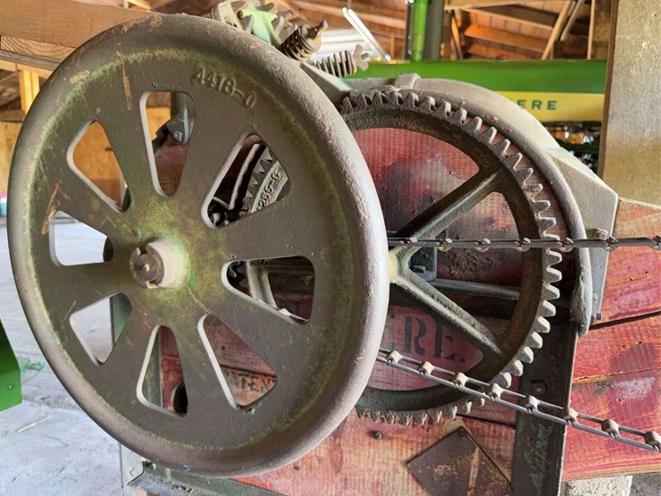 john-deere-no.-2-two-hole-corn-sheller-image-6