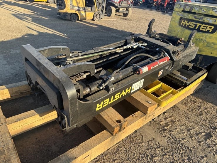 hyster-e120xn-forklift-image-22