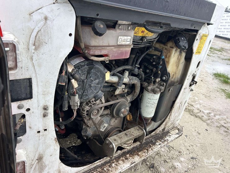 2022-bobcat-t62-image-9