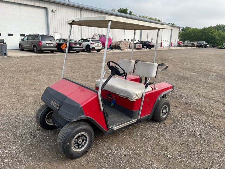 #4507-•-ez-go-gas-golf-cart-image-1