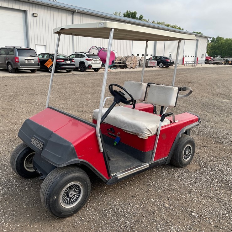#4507 • EZ-Go Gas Golf Cart
