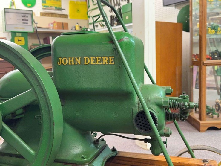 john-deere-3-horse-hit-and-miss-engine-with-cart-image-15