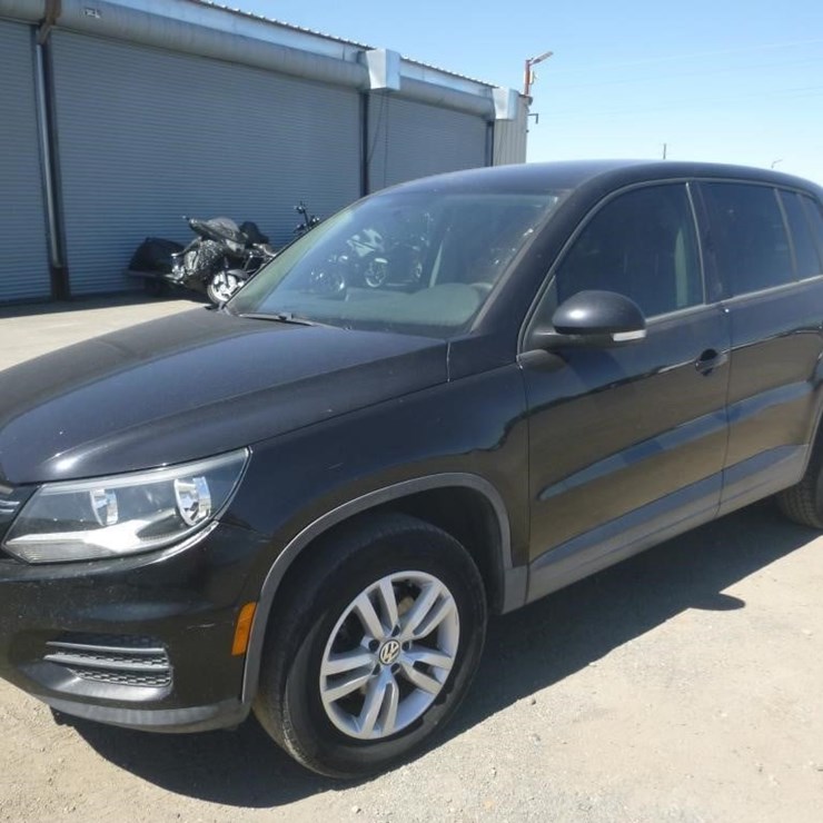 2012 VOLKSWAGEN TIGUAN
