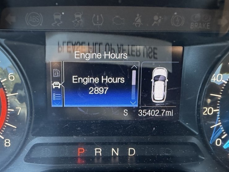 2017-ford-explorer-image-29