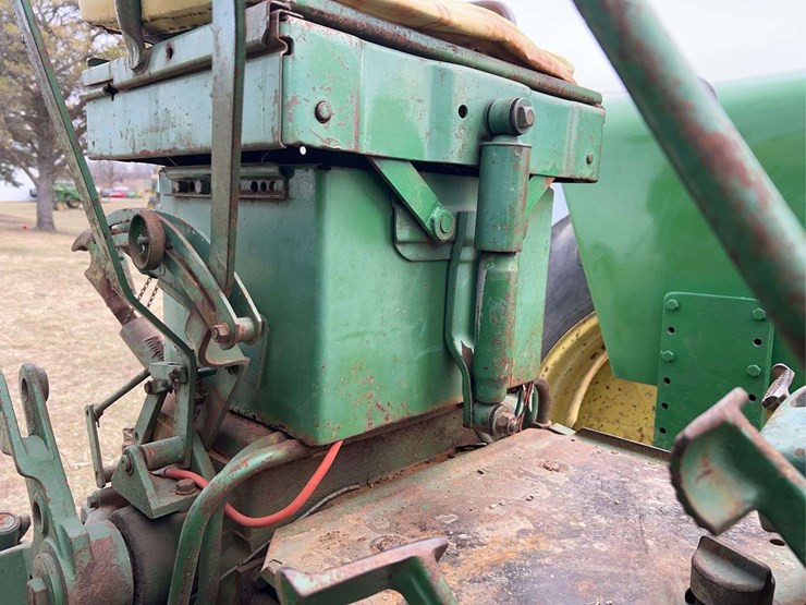 john-deere-720-image-34